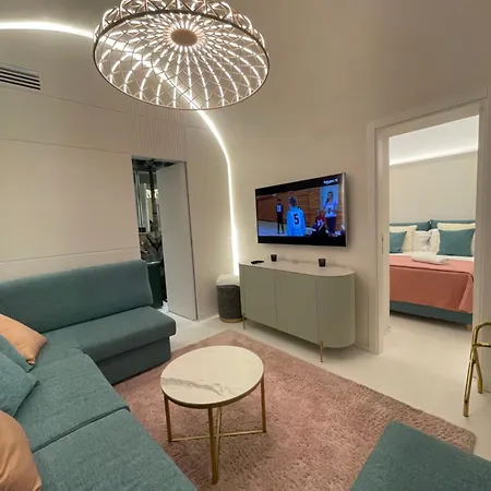 Piazzetta Suite, *