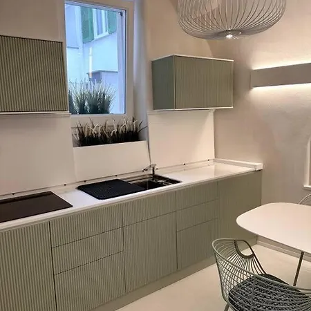 Piazzetta Suite, * كابري