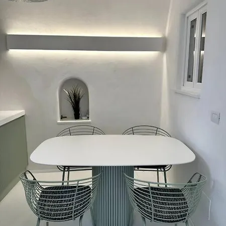 Piazzetta Suite, * كابري